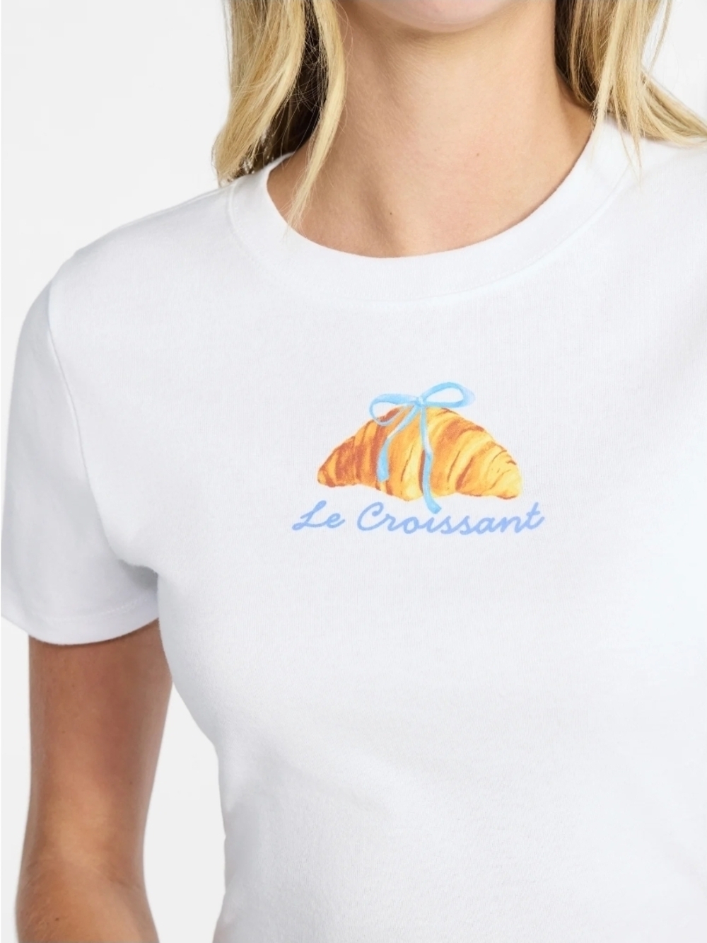 No Boundaries NEW Le Croissant Graphic Crop Crew Tee - Juniors Large 12-14 - Picture 3 of 6
